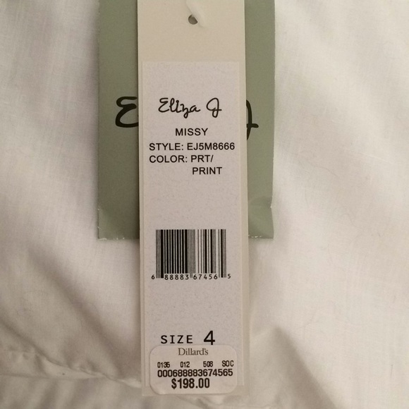 Adorable Eliza J Floral Dress NWT - Picture 8 of 8